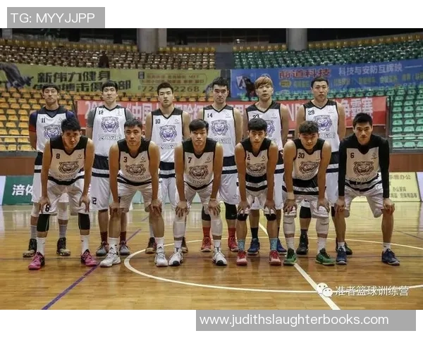 重庆篮球队实力分析与赛季表现评估全面解读